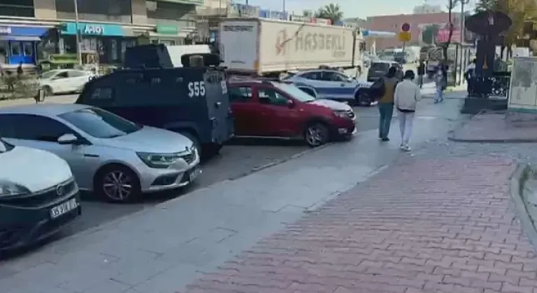 Son Dakika! Kaldırımda dolu el bombası bulundu!