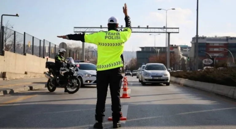 Karayollarındaki hız sınırı yeniden düzenleniyor!