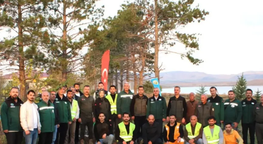 Kars'ta Arpaçay Barajı çevresine 7 bin 500 fidan dikildi