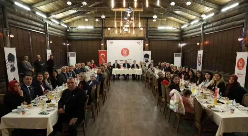 Keçiören'de muhtarlar bir araya geldi