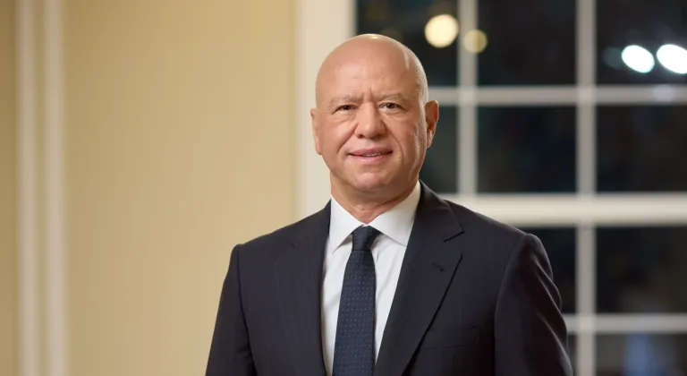 Koç Holding'de Deprem Etkisi! Üst Düzey Yönetimde Kritik Değişiklikler ve Yeni Dönem