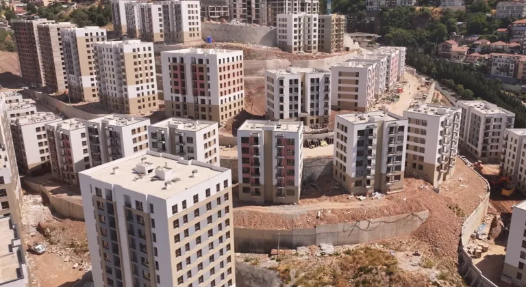 Kocaeli Dönüşümde Vites Yükseltti: Bakan Kurum ve Başkan Büyükakın'dan Kritik Deprem Mesajları!