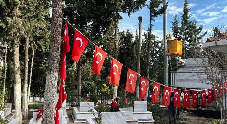 Kocaeli Gebze Şehitliği’nde kapsamlı bakım ve peyzaj çalışması