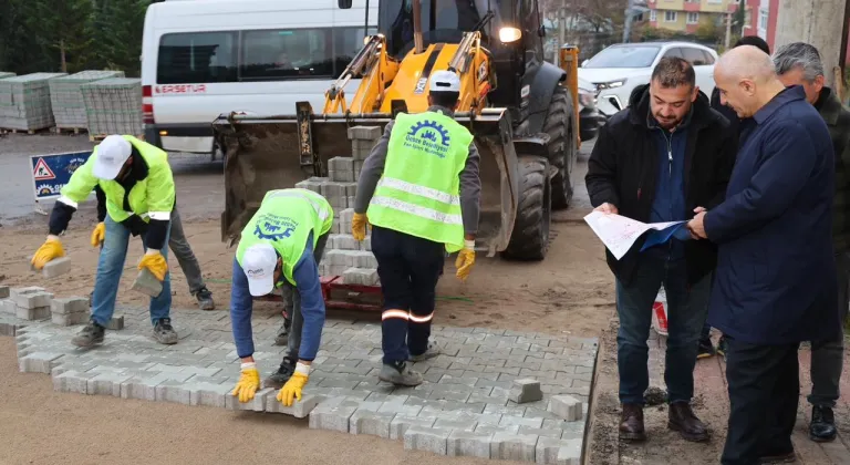 Kocaeli Gebze'de üstyapı çalışmalarını yerinde incelendi
