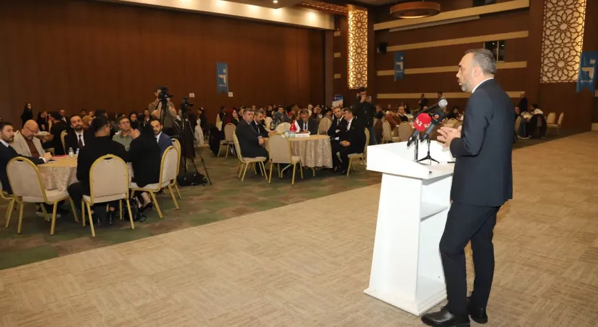 Konya'da Gençler ve İş Dünyası Aynı Masada Buluştu