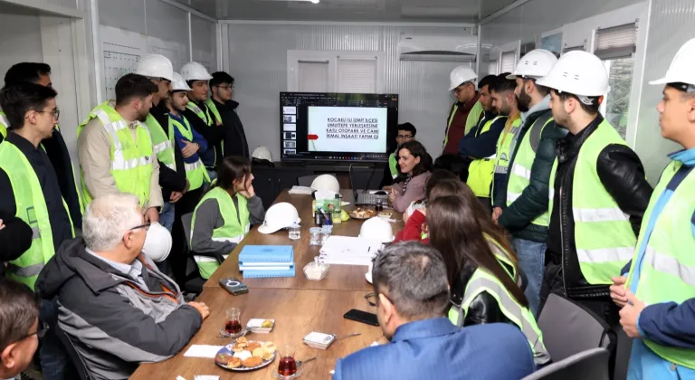 KOÜ'lü öğrenciler Büyükşehir'in projesini inceledi