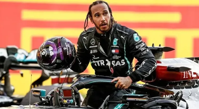 Lewis Hamilton 2025'te Ferrari'ye geçecek iddiası