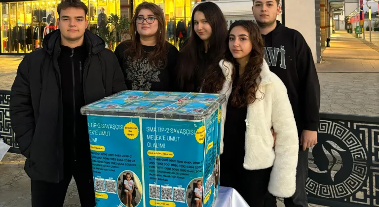 Liseli gençlerden örnek dayanışma: Balon al, Melek’e umut ol