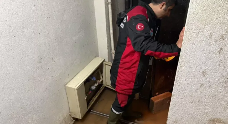 Maltepe Belediyesi Sağanak ve Fırtınanın Yol Açtığı Su Baskınlarına Müdahale Etti