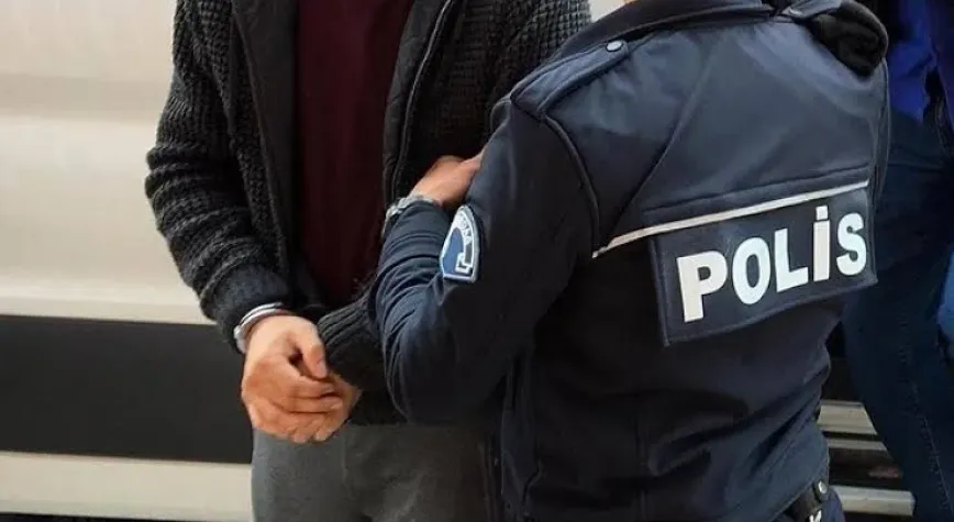Maltepe'deki bina çökmesiyle ilgili 2 kişi gözaltında