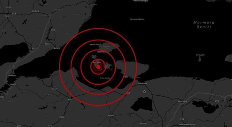 Marmara Denizi'nde deprem! Çevre şehirlerde hissedildi