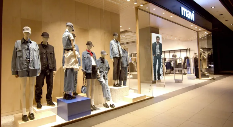 Mavi'den Beklentileri Aşan Finansal Başarı: İlk 9 Ayda 33,5 Milyar TL Gelir ve Sağlam Nakit Pozisyonu!