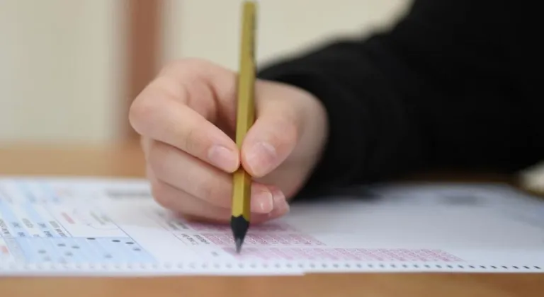 MEB'den Ortak Yazılı Sınavlara Netlik: Konu ve Soru Dağılım Tabloları Erişime Açıldı!