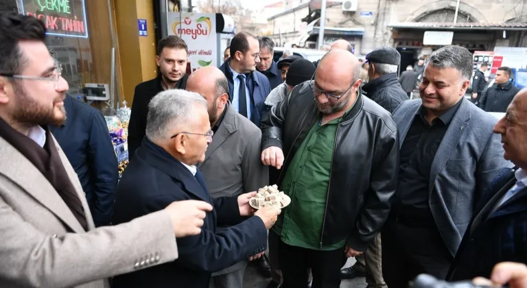 Memduh Büyükkılıç'tan esnaf ziyaretleri