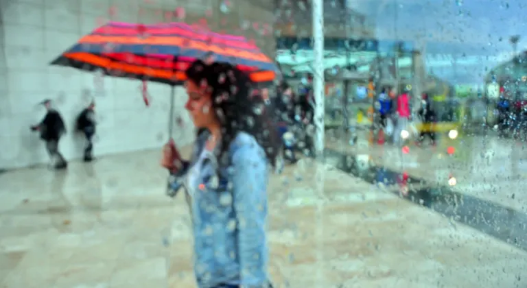 Meteoroloji'den 39 il için gök gürültülü sağanak uyarısı!