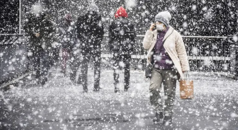 Meteoroloji'den yeni kar ve sağanak uyarısı! Günlerce sürecek