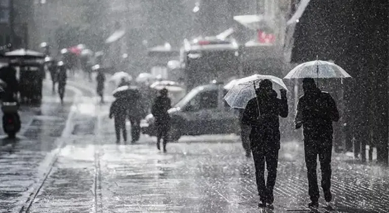 Meteoroloji’den kuvvetli yağış ve sis uyarısı! İl il hava durumu...