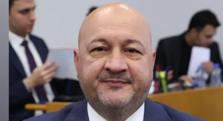 Milletvekili Resul Kurt’tan dikkat çeken paylaşım: ‘Kimse eleştirmiyorsa iz bırakmamışsındır’ 