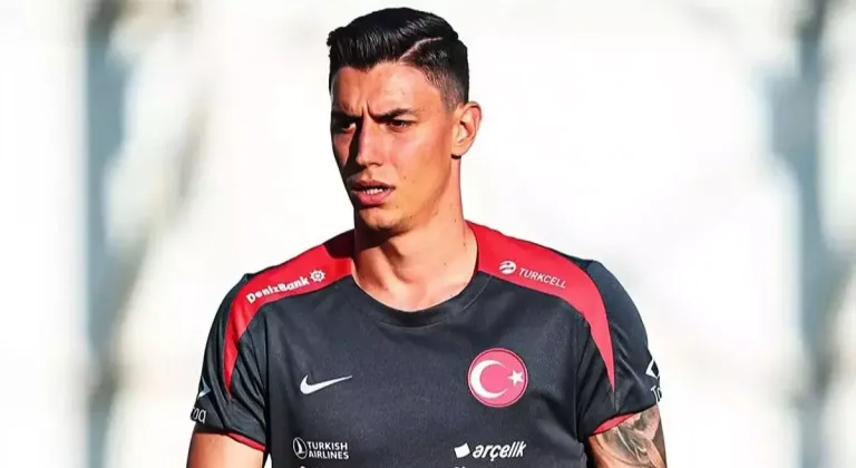 Milli takımda Berke Özer depremi