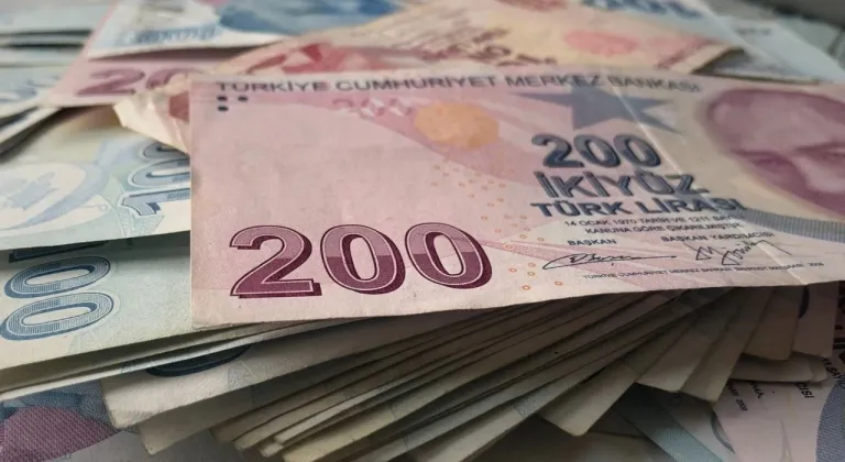 Milyonları İlgilendiren Asgari Ücret Toplantısı Yarın Başlıyor: İşte Masadaki İlk Detaylar ve Beklentiler!