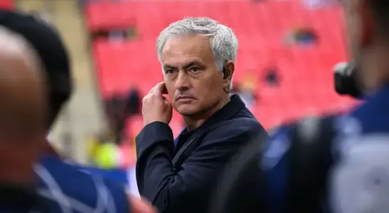 Mourinho antrenman yaptırmadan biletlerini kesti