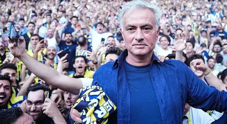 Mourinho dünya yıldızının peşine düştü