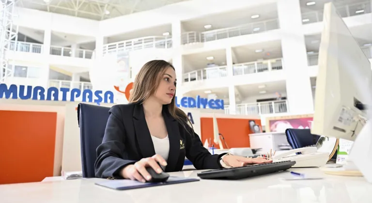 Muratpaşa'da Turunç Masa Başarısı: Memnuniyet Oranı %95.99'a Ulaştı!