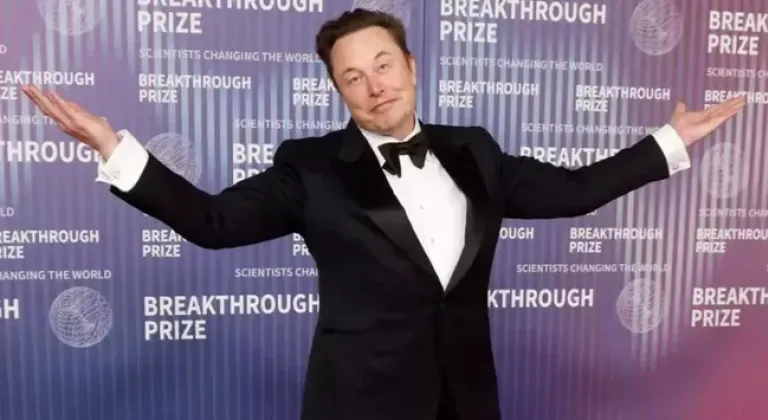 Musk'tan her gün bir kişiye 1 milyon dolar rüşvet!