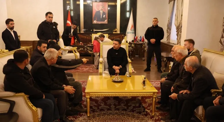 Nevşehirliler makamında Başkan Arı'yla buluştu