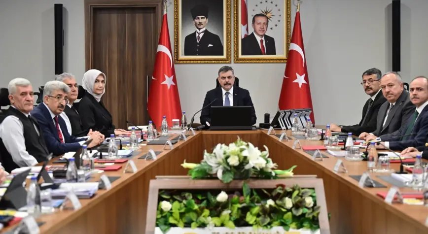 Okullarda Yeni Güvenlik Dönemi: İçişleri'nden Polis ve Jandarmaya Yarım Saat Erken Görev Talimatı!