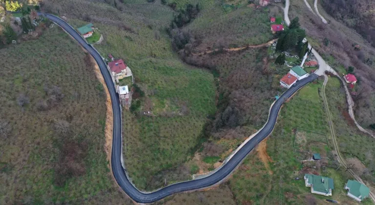 Orhaniye-Boztepe Yolu Asfaltlandı: 40 Yıllık Rüya Gerçek Oldu, Ulaşıma Konfor Geldi!