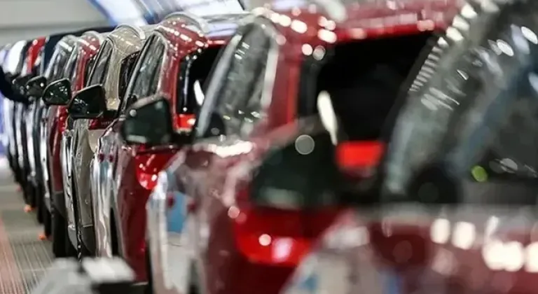 Otomobillere savaş zammı kapıda! Tarih vererek açıkladı…