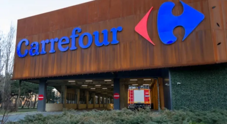 Sabancı Holding’in CarrefourSA Mağazalarını A101 ve Anpagross’a satacağı iddia edildi 