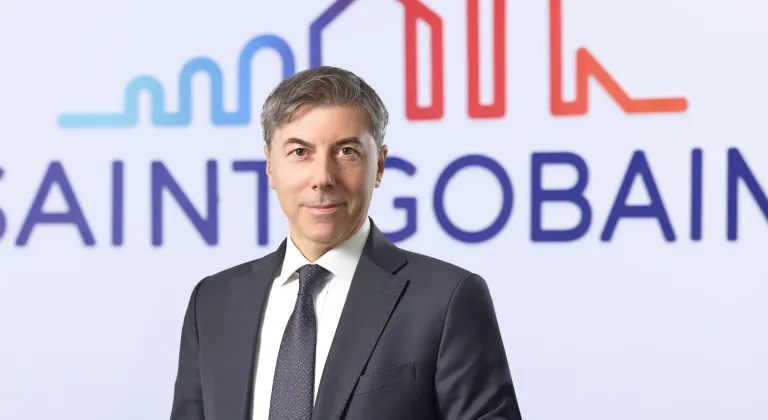 Saint-Gobain Türkiye'de Liderlik Değişimi: Yeni CEO Murat Savcı Oldu!