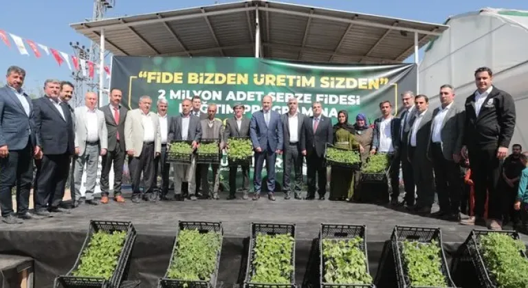 Şanlıurfa’da çiftçilere 2 milyon sebze fidesi dağıtıldı
