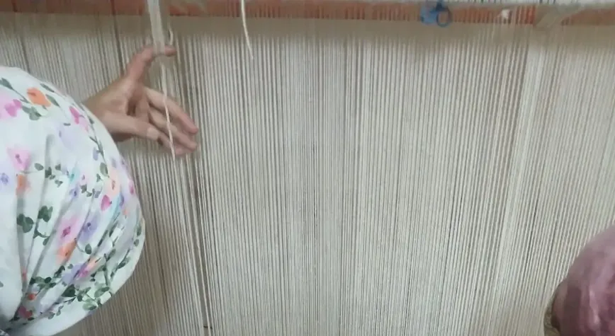 Sarıkamış’ta ilmek ilmek umut: Bardız kilimi kadın emeğini öğrenci bursuna dönüştürüyor