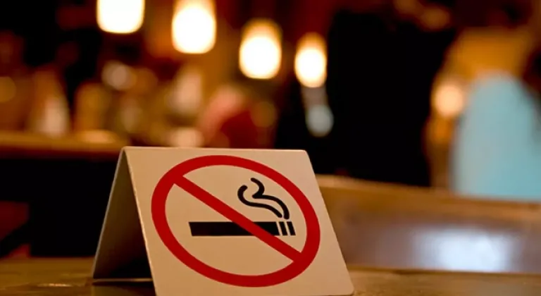 Sigara içenler dikkat! Artık dışardaki o bölgelerde içerseniz ceza yağacak...