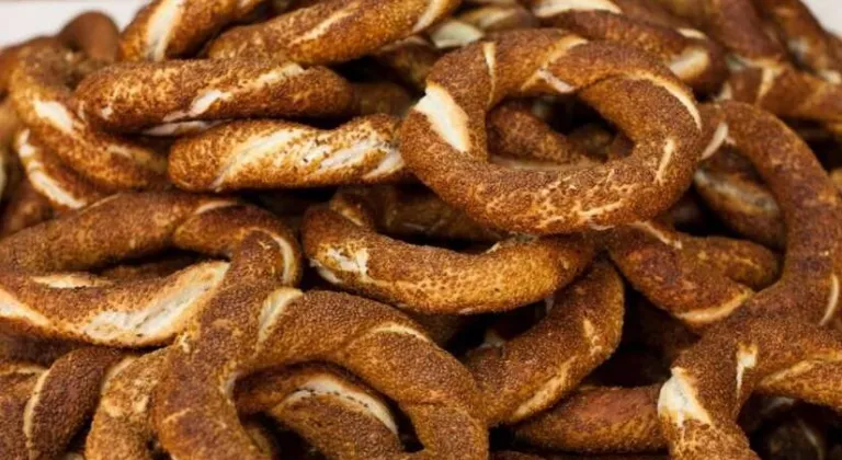 Simit ve Ekmek Fiyatlarında Yeni Dönem: Bakanlık Onayı Olmadan Zam Yok!