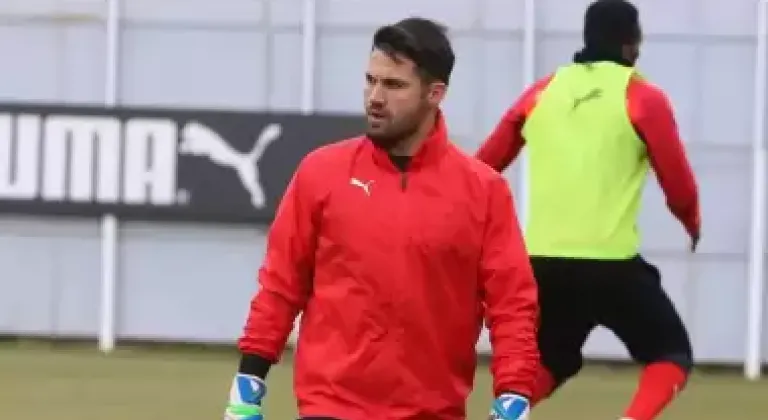 Şok iddia: Kendi maçlarına bahis yaptılar, 12 ay men cezası aldılar!