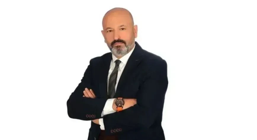 Spor Yazarı Ömer Gürsoy: ''Futbolda Zırh Çatırdıyor''