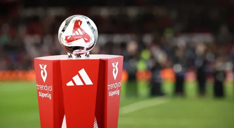 Süper Lig'de kimin ne kadar maçı kaldı? İşte puan durumu ve fikstür...