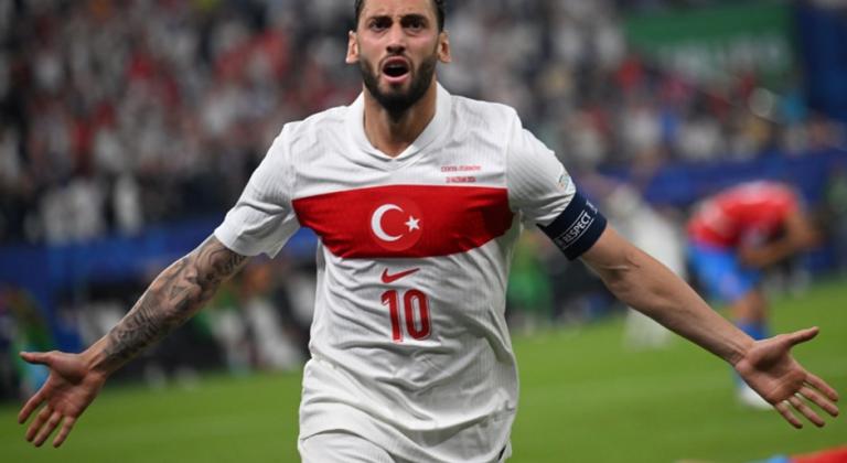 Süper Lig'de Hakan Çalhanoğlu sürprizi!