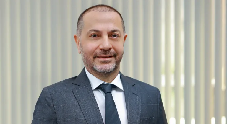 Suwen Genel Müdürü Ali Bolluk'a Büyük Onur: 'Türkiye'nin En Beğenilen CEO'su' Seçildi!