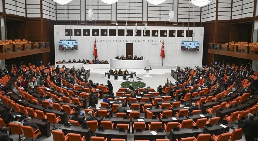 TBMM'de yoğun hafta: Fon mağdurlarına ödeme, KİT denetimleri ve Kızılay teklifi gündemde