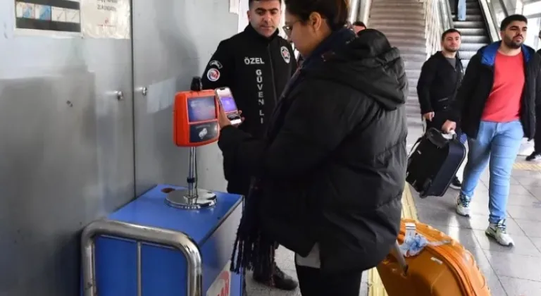 Toplu Ulaşımda 'Dijital İzmirim Kart' Kolaylığı