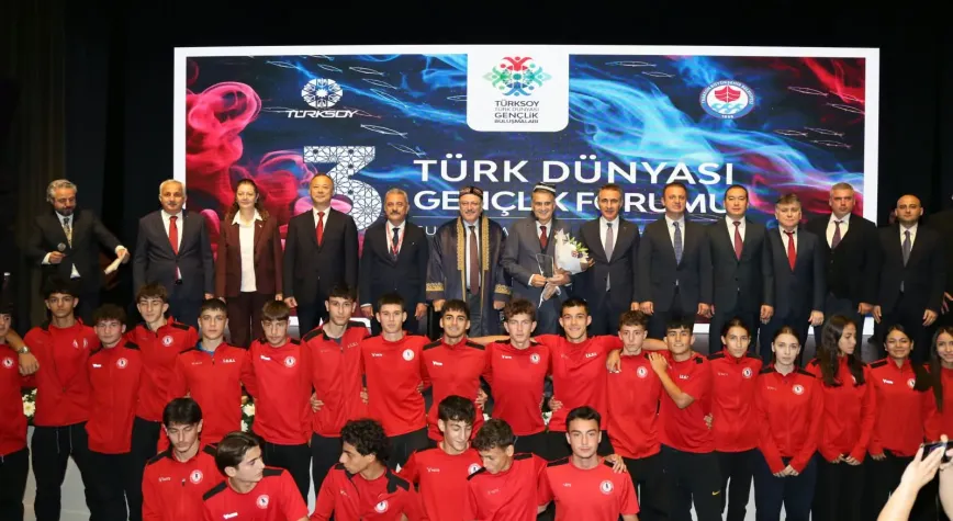 Trabzon’da 22 Ülkeden 140 Genci Buluşturan TÜRKSOY Gençlik Forumu Başladı