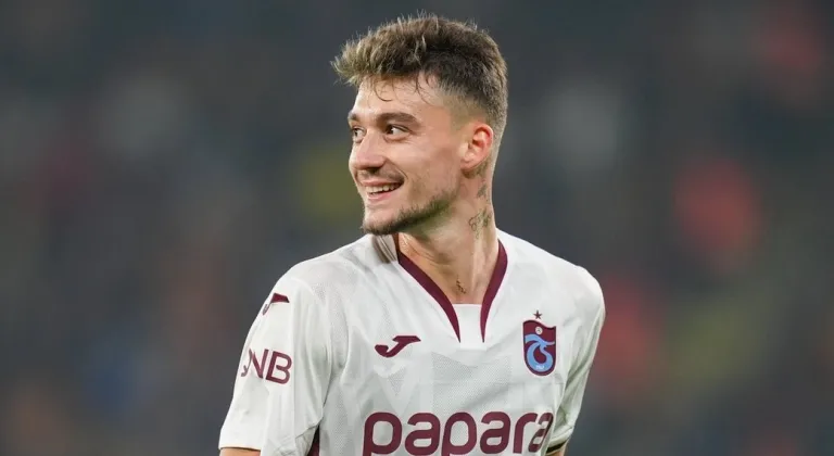 Trabzonspor'da Galatasaray maçı öncesi sakatlık! Türkiye'ye geri dönüyor