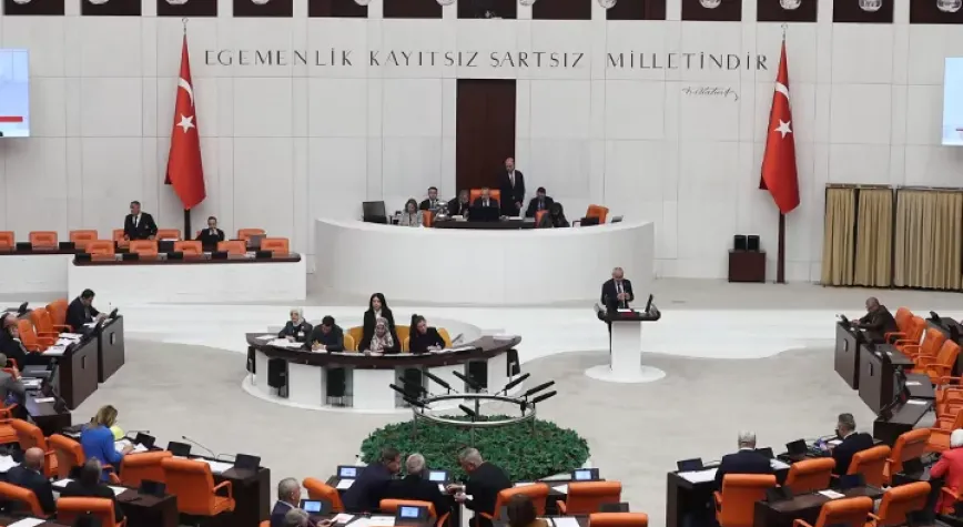 Türk Kızılay Kanunu Teklifi TBMM’de Görüşüldü: Muhalefetten Denetim ve Şeffaflık Eleştirisi