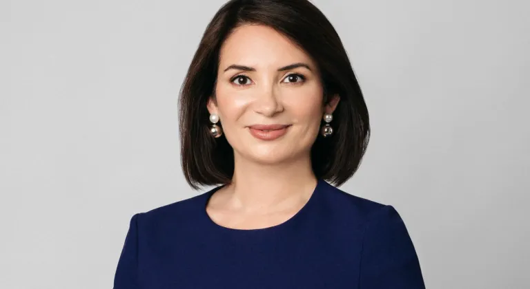 Türk Otelcilik Sektöründen Dev Hamle: Deniz Dorbek Koçak, New York'tan Global Yatırımlara Yön Veriyor!