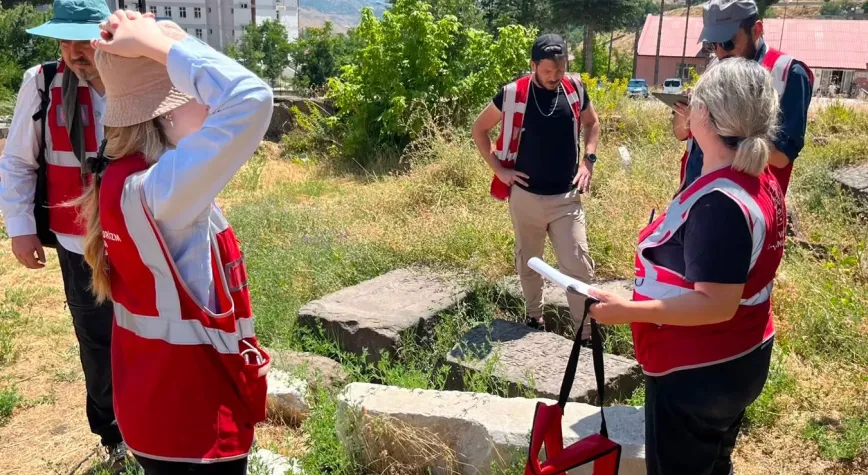 Türkiye Genelinde 7 Bin Tarihi Mezar Taşı ve Kitabe Kayıt Altına Alındı